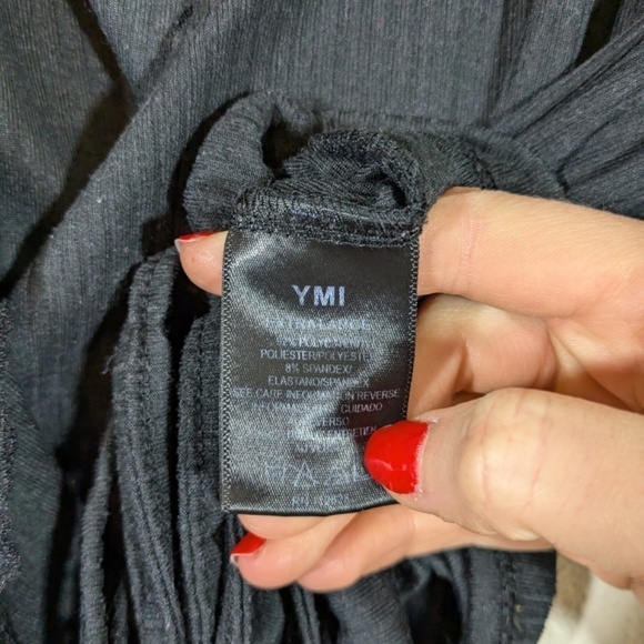 YMI Collections Black Ribbed Crossover Top Size XL - Picture 4 of 4
